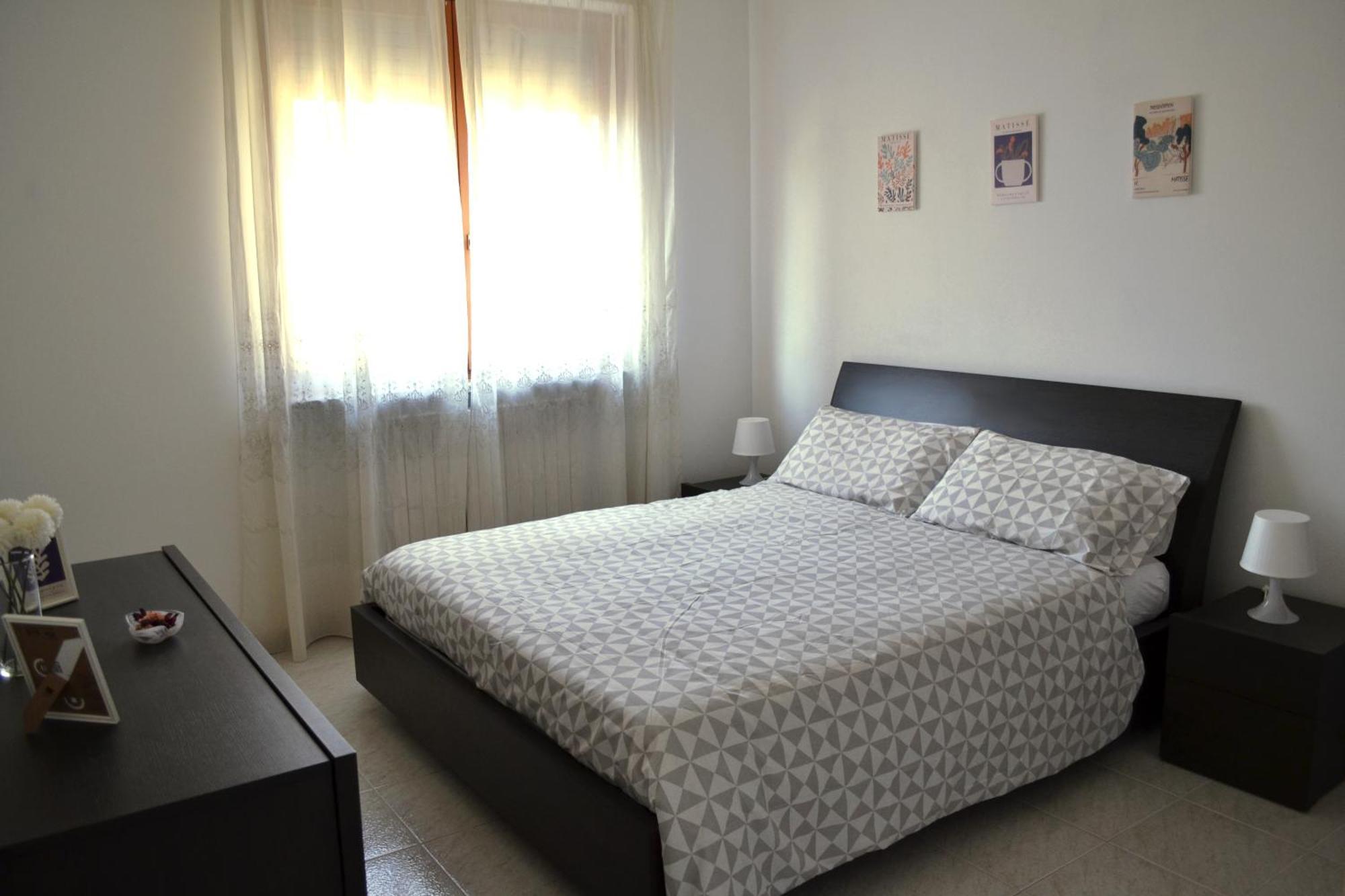La Dolce Vita - Appartamento Con Parcheggio Privato Vicino Al Centro E All'Ospedale Asti Exteriör bild